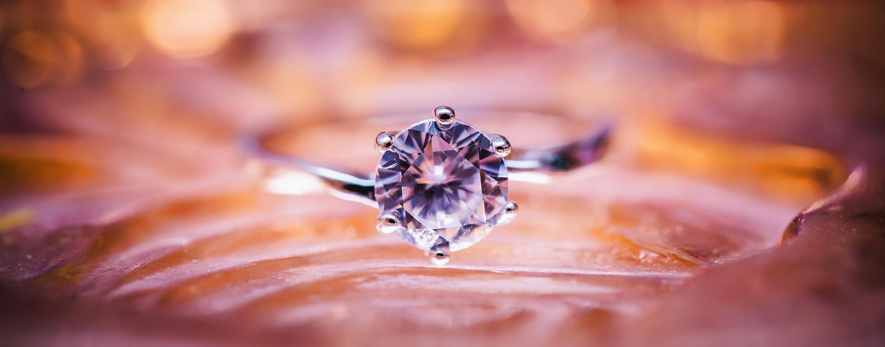 How to Choose the Perfect Engagement Ring: A Practical Guide